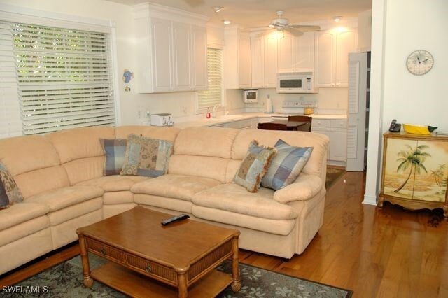 Photo - 590 E Lake Dr