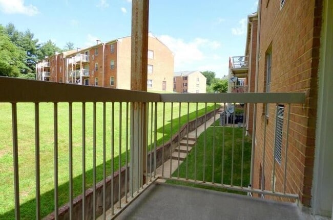 Photo - 3815 Swann Hill Rd Unit 103