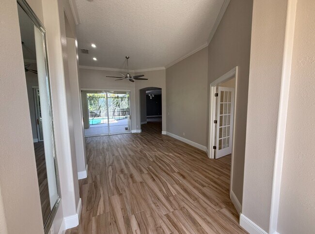 Photo - 6331 Yellow Wood Pl