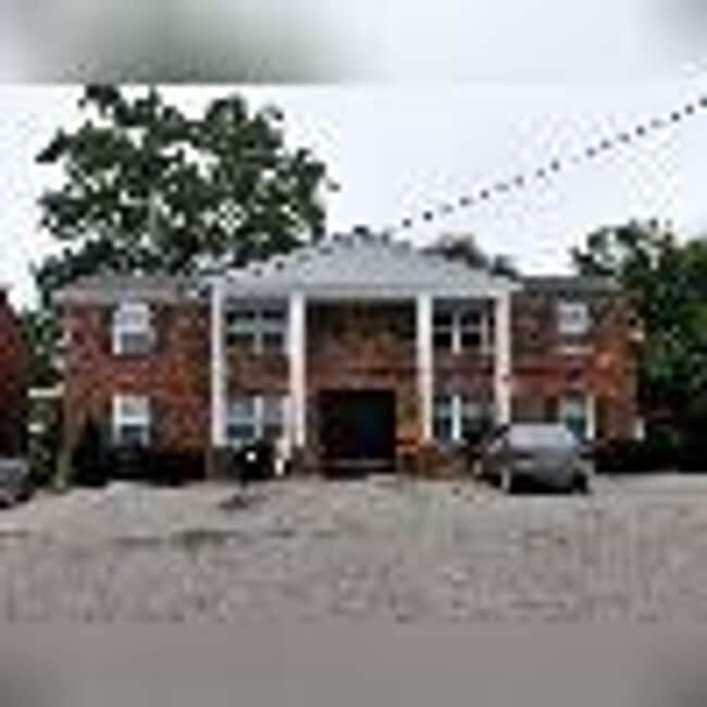 Building Photo - 3706 Noblitt Dr Unit 3706 Noblitt Dr -  4