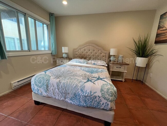 Photo - 1 Beach Way Unit B