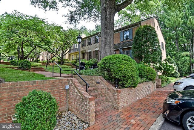 Photo - 5153 Westbard Ave