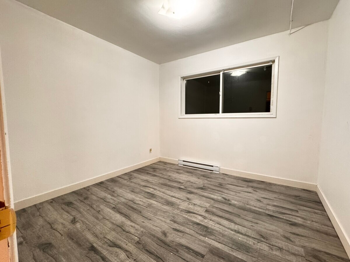 Photo - 4019 Redford St