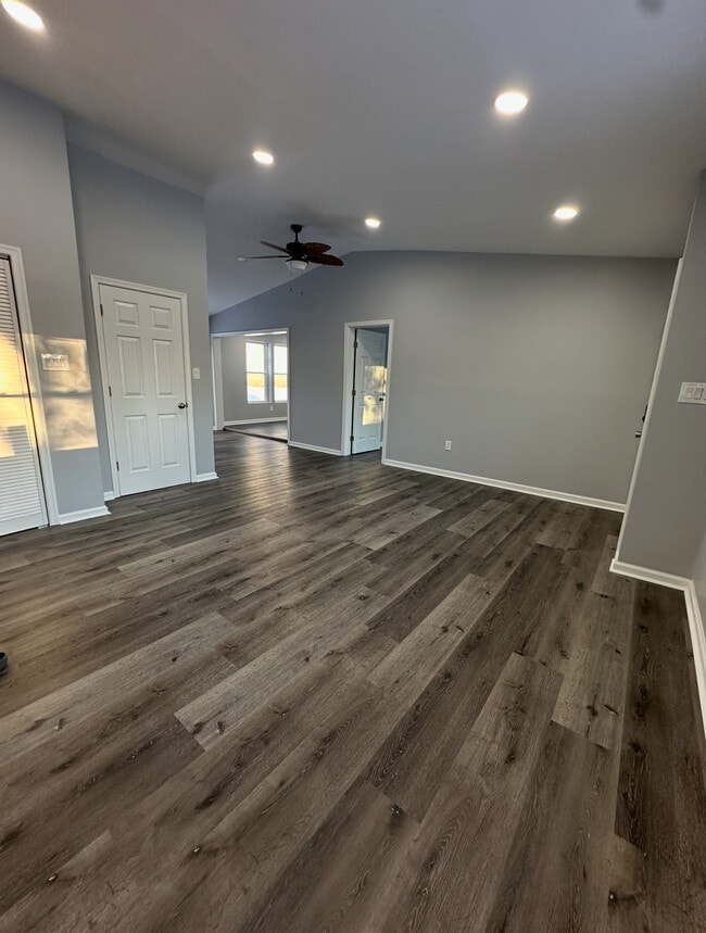 Photo - 43 Reubens Cir