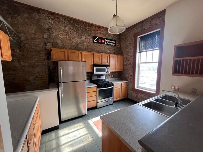 Photo - Bloomfield On The Corner Unit 202 N 9th Street #B