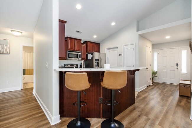 Photo - 265 Harold Murphy Dr