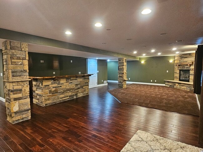 Photo - 1138 Lakecrest Ct