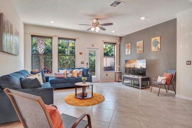 Photo - 2374 Post St