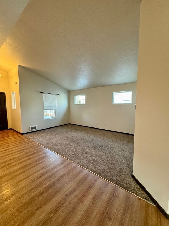 Photo - 2-Bed Home with Bonus Room & Large 2-Car Garage in Coeur d’Alene