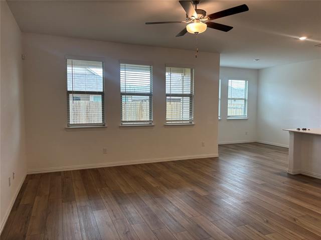 Photo - 1447 Mesquite Ln