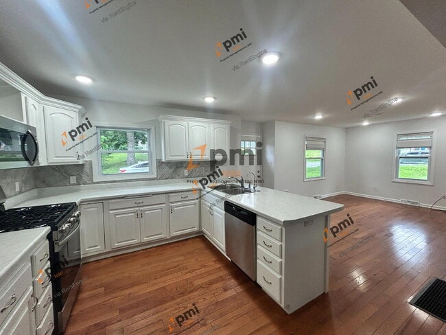 Photo - 8039 W 127th Ln