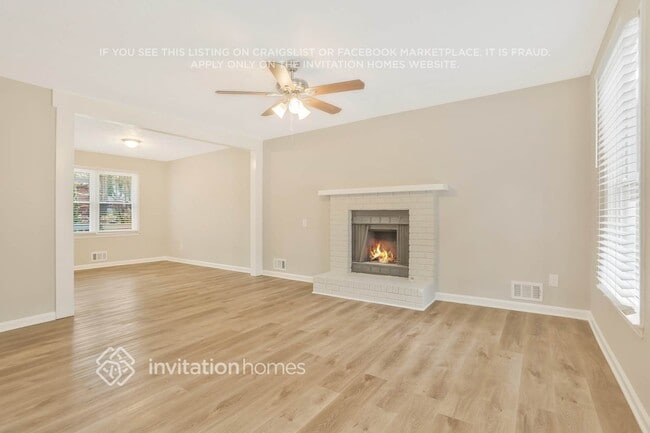 Photo - 1648 Roman Point Dr