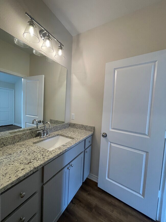 Photo - 4073 County Rd 152 W