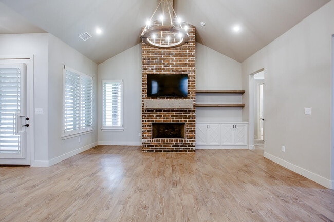 Photo - 13801 Raleigh Ave