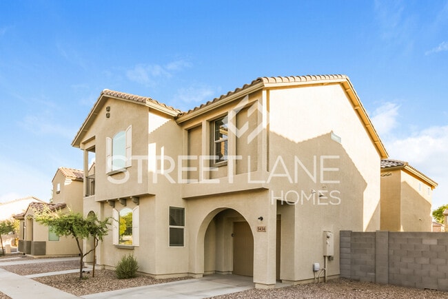 Charming 4 Bedroom in Phoenix! - Charming 4 Bedroom in Phoenix!