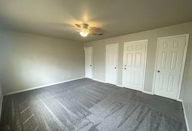 Photo - 6373 Ivanhoe Ln