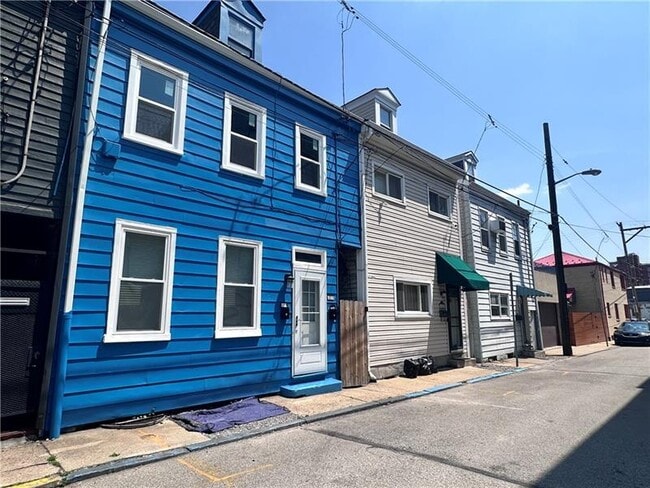 Photo - 1819 Harcum Wy