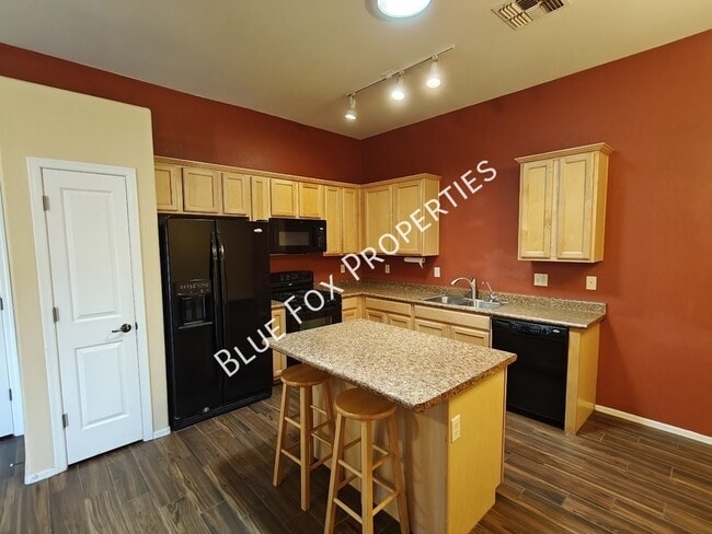 Photo - 2122 E Calle Arroyo Lindo