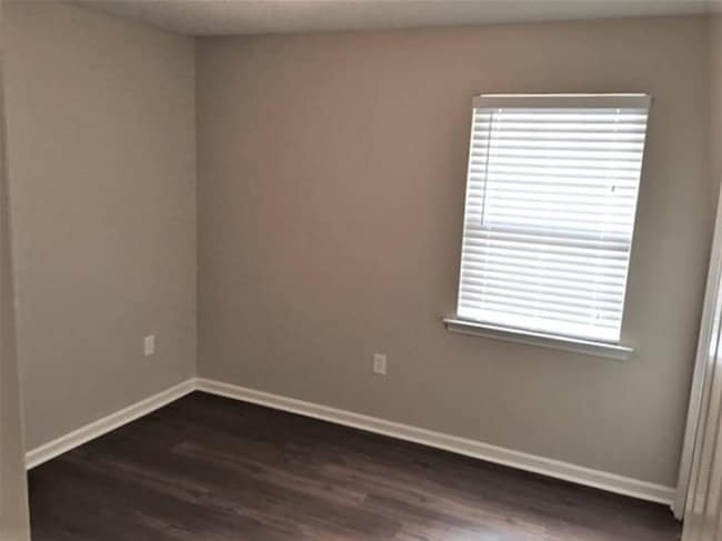 Building Photo - 138 Lions Gate Rd Rental