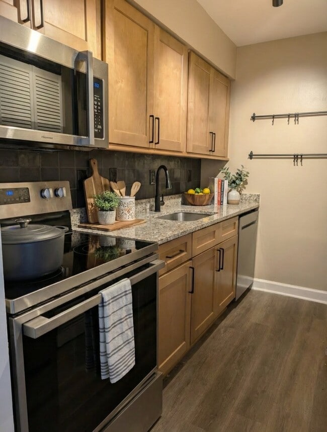 Photo - 1150 Collier Rd NW Unit D