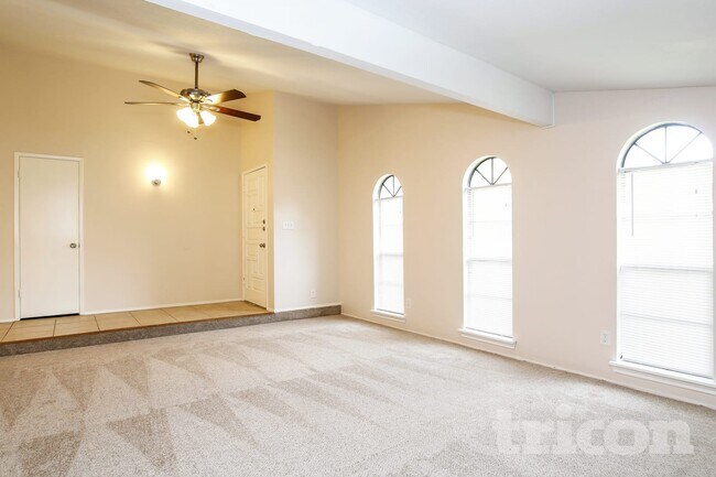 Photo - 5655 Hardwood Forest Dr