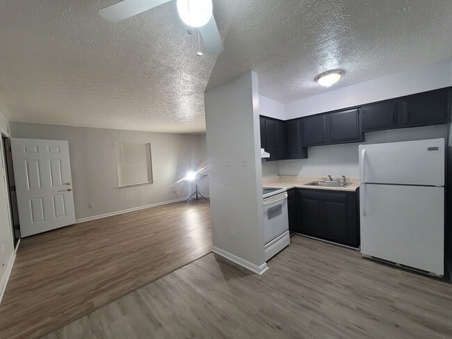 Building Photo - Mill St Unit 1 Rental