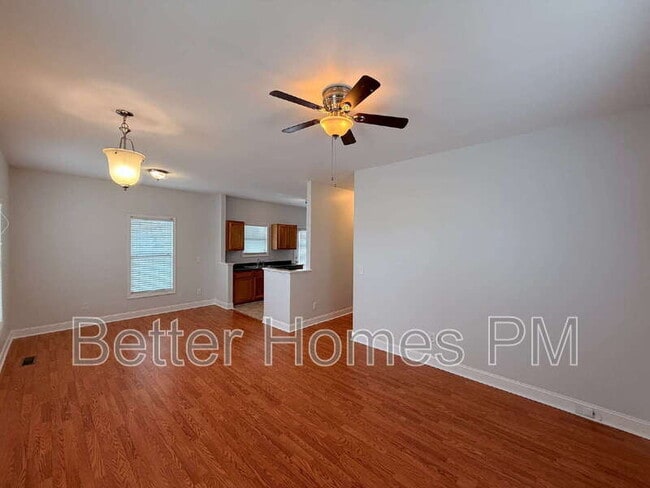 Photo - 701 E Martin St