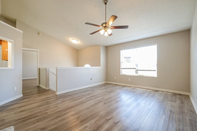 Photo - 735 Ashland Park Way SE