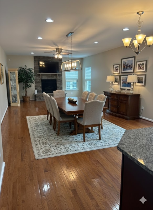 Photo - 1023 Anderson Pl SE