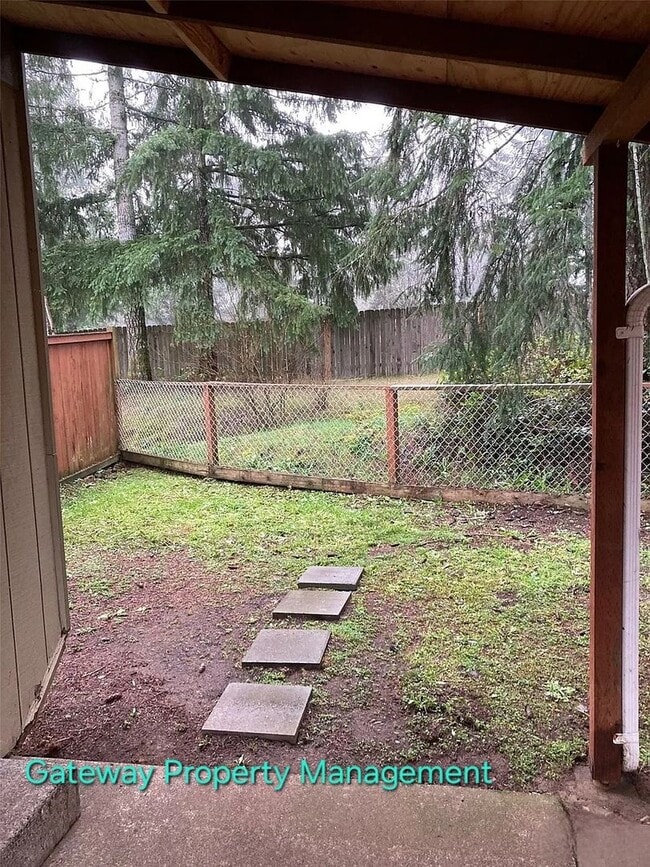 Photo - 2 bedroom Townhouse outside Shelton