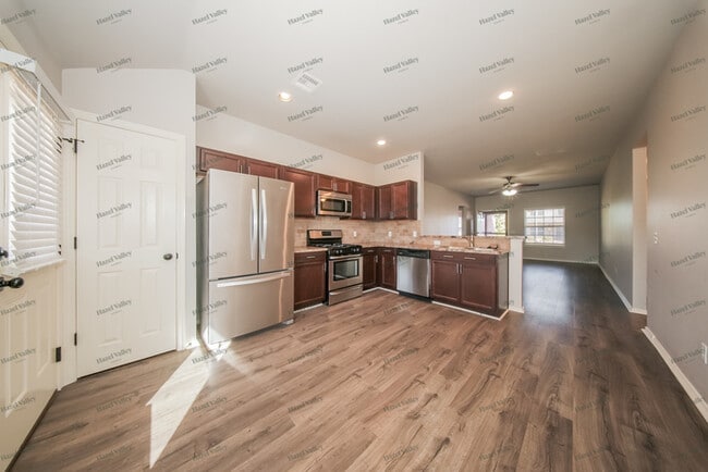 Photo - 2713 Crystal Pine Dr