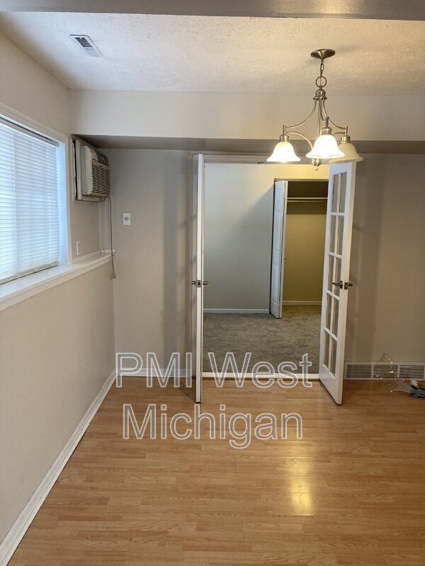 Photo - 5860 Shaw St Unidad #2