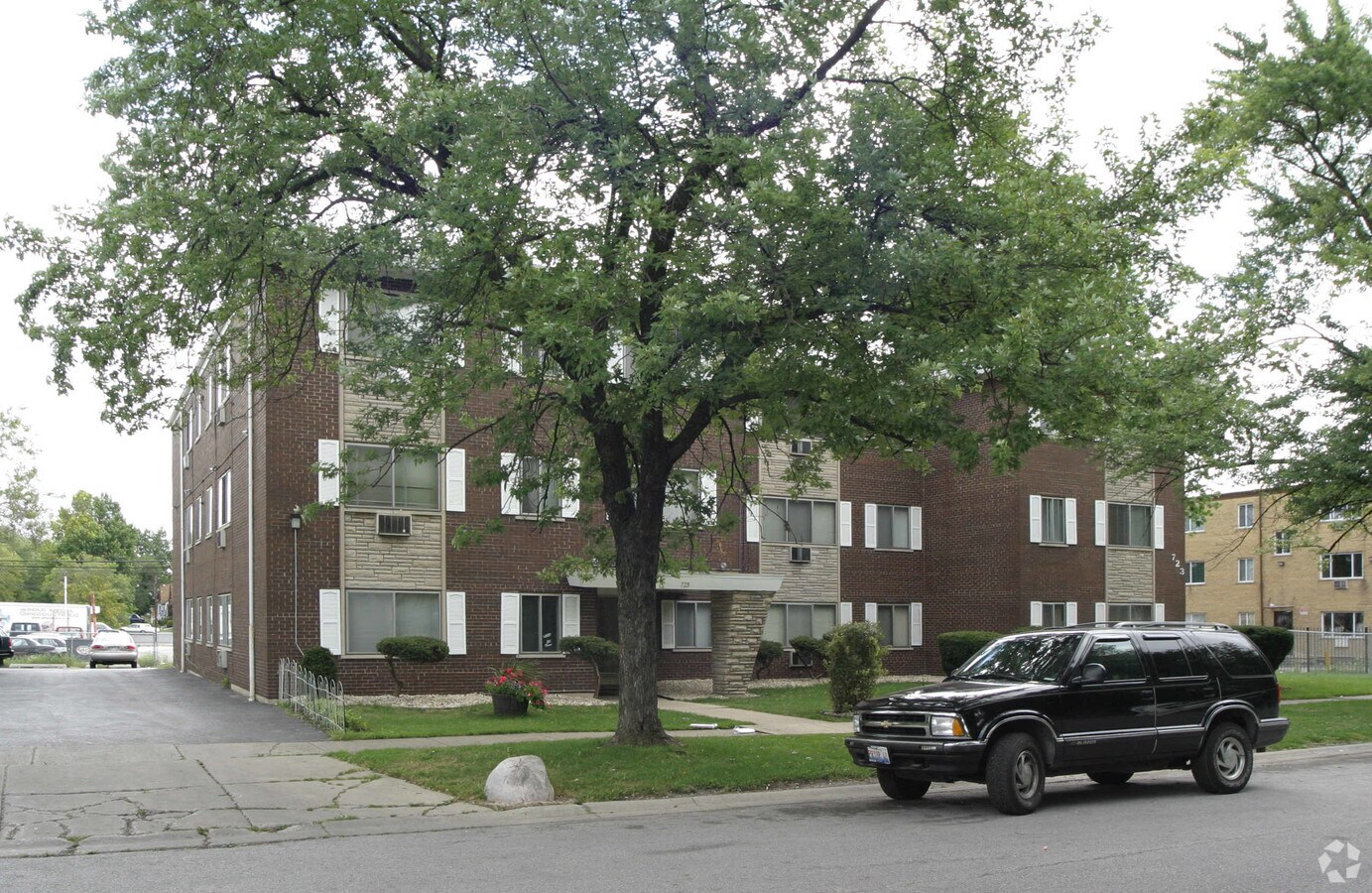 Photo - 723 Grant Ave