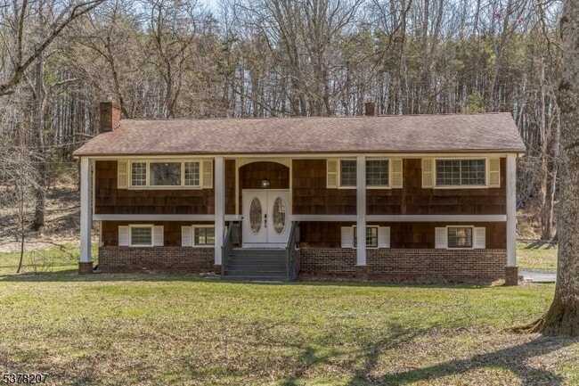 Building Photo - 180 Stillwater Rd Rental