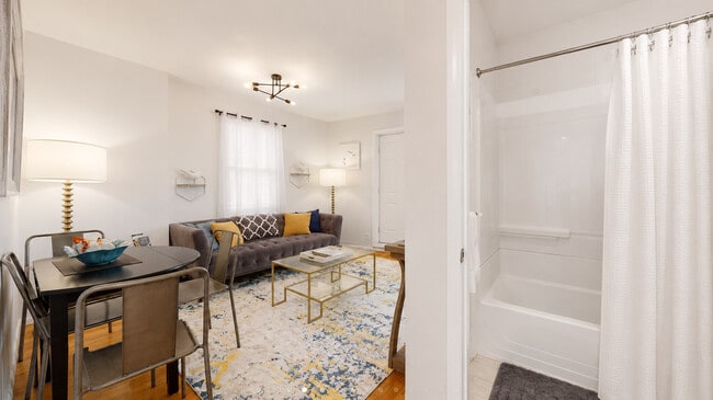 Photo - 1002 Tremont St Unidad SI ID1586656P