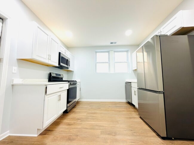 Photo - 2344 W Cortez St