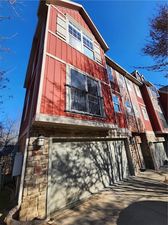 Building Photo - 2858 W Redstone Dr Rental