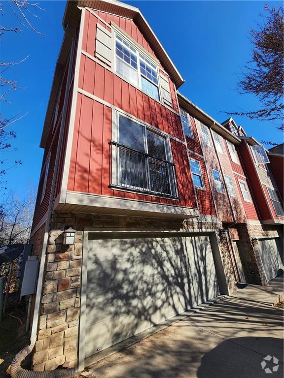 Building Photo - 2858 W Redstone Dr Rental
