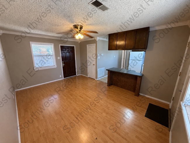 Photo - Cute 2 bedroom duplex