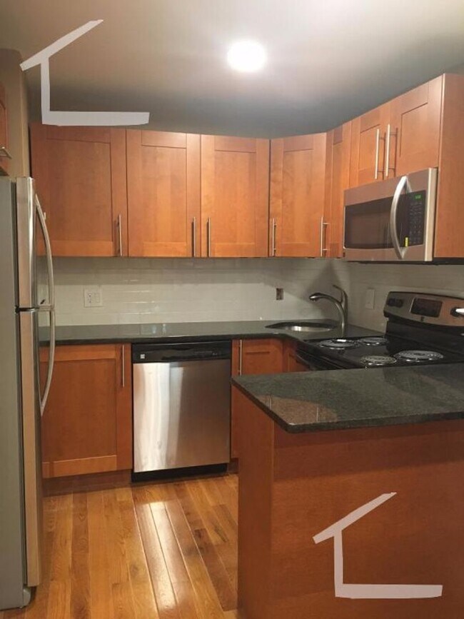 Photo - Great Renovated 1 Bed(basement) - Close to the Green Line (.12mi)