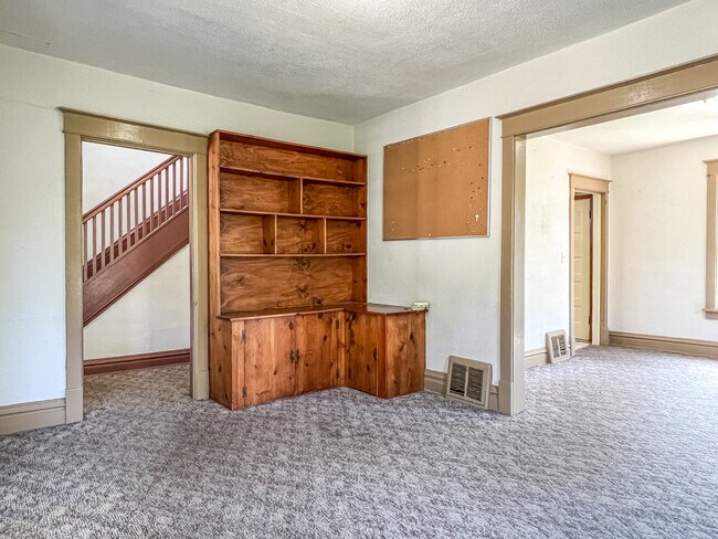 1819 Fitch Ave