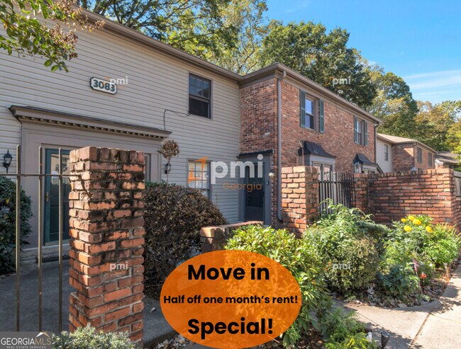 Building Photo - 3083 Colonial Way Unit C