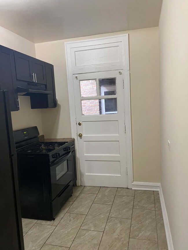 Photo - 1729 W 91st St Unit 2