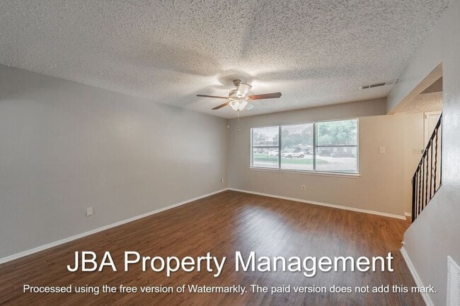 Photo - 1794 Farleigh Ct