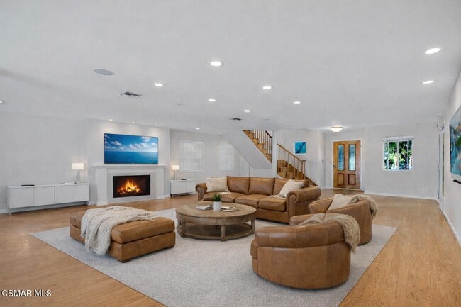 Photo - 4539 Mammoth Ave