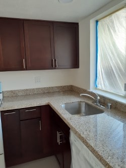 Photo - 350 Lynn Ave