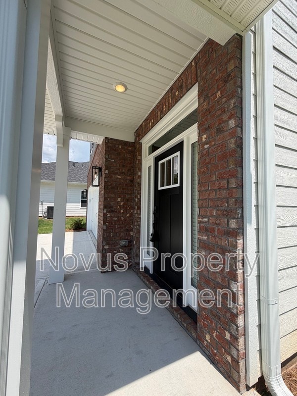 Photo - 213 Laney Dr