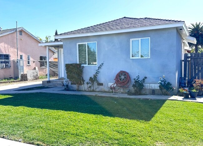 Photo - 1416 W 130th St