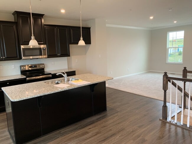 Photo - 2012 Cade Dr