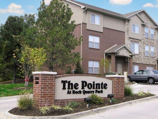 The Pointe at Rock Quarry Park - The Pointe at Rock Quarry Park Apartamentos